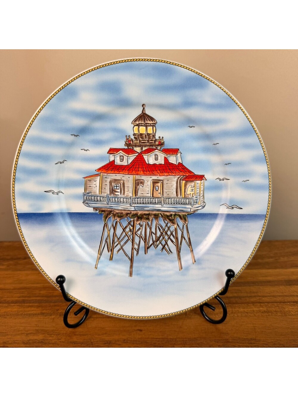 Royal Norfolk Decorative Collector Plate with Lighthouse Design 7.5 Inch